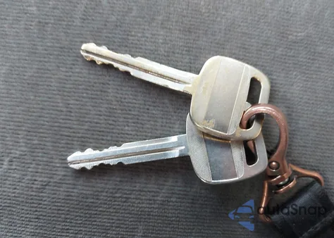 1998 Toyota Camry Le z USA, uszkodzony, nr VIN 4T1BG22KXWU363210